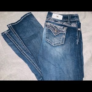 Miss Me jeans 32x33 mid rise boot cut